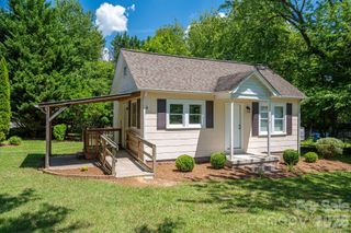 214 23rd Street NW, Hickory, NC 28601