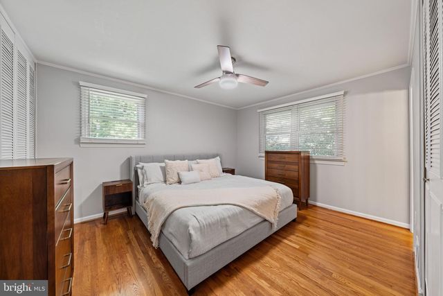 9809 BACON CT, Fairfax, VA 22032