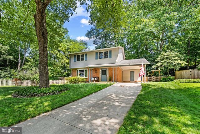 9809 BACON CT, Fairfax, VA 22032