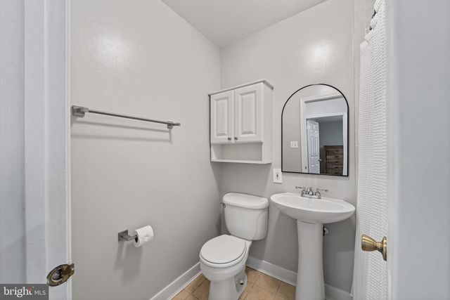 9809 BACON CT, Fairfax, VA 22032