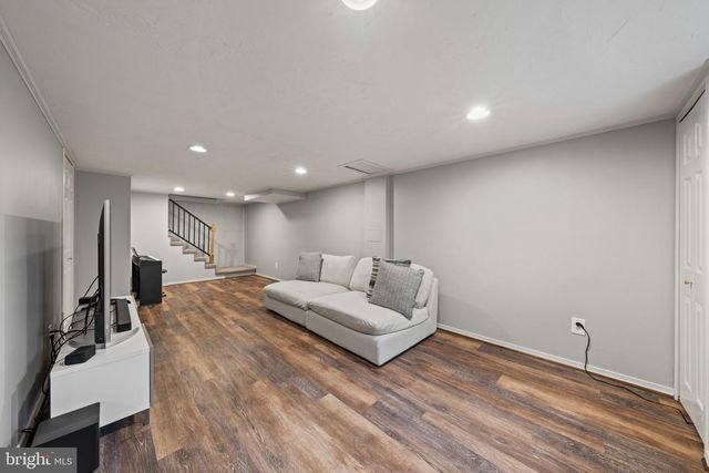 9809 BACON CT, Fairfax, VA 22032