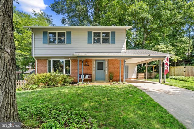 9809 BACON CT, Fairfax, VA 22032