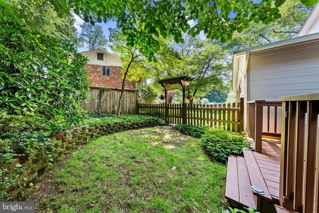 9809 BACON CT, Fairfax, VA 22032