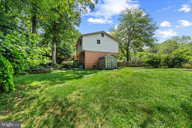 9809 BACON CT, Fairfax, VA 22032