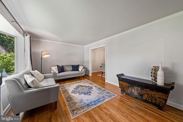 9809 BACON CT, Fairfax, VA 22032