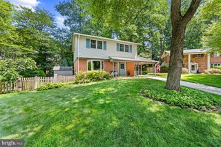 9809 BACON CT, Fairfax, VA 22032