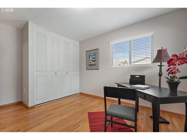 16375 Sw ROYALTY Pkwy, King City, OR 97224