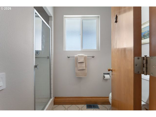 16375 Sw ROYALTY Pkwy, King City, OR 97224