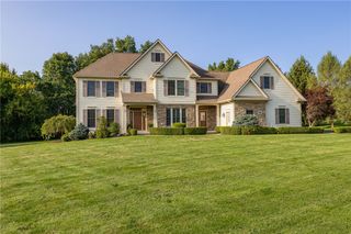 6745 Falcons Point, Victor, NY 14564