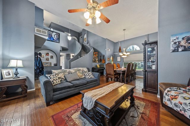 554 SHADOW WILLOW Drive, El Paso, TX 79922