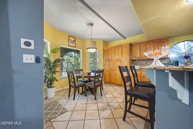 554 SHADOW WILLOW Drive, El Paso, TX 79922