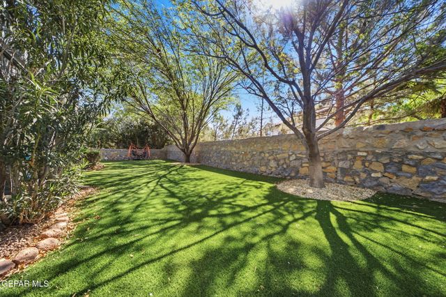 554 SHADOW WILLOW Drive, El Paso, TX 79922