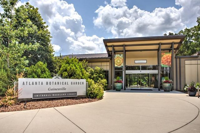 9150 Greenway Court, Gainesville, GA 30506