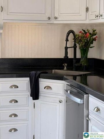 5934 Kernsville Road, Lowhill Twp, PA 18069