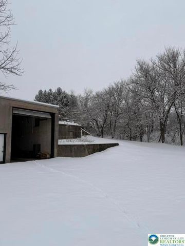 5934 Kernsville Road, Lowhill Twp, PA 18069