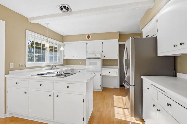 3250 Bermuda BOULEVARD, Brookfield, WI 53045