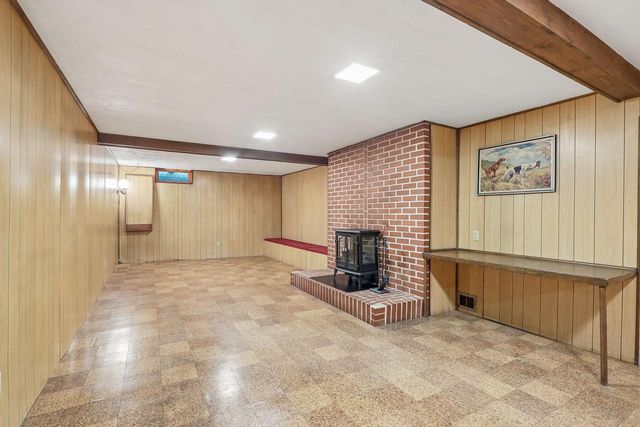 3250 Bermuda BOULEVARD, Brookfield, WI 53045