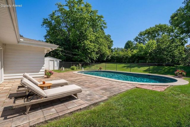 3250 Bermuda BOULEVARD, Brookfield, WI 53045