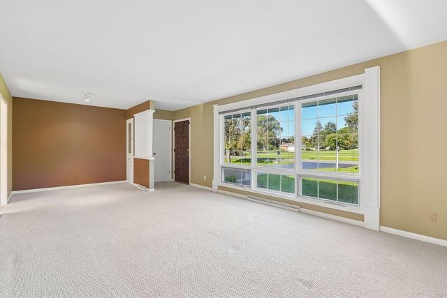 3250 Bermuda BOULEVARD, Brookfield, WI 53045