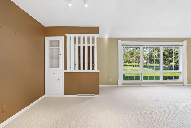 3250 Bermuda BOULEVARD, Brookfield, WI 53045