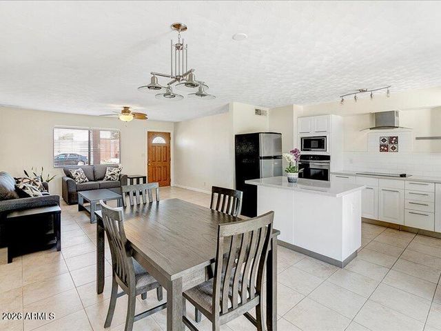 8226 E Plaza Avenue, Scottsdale, AZ 85250