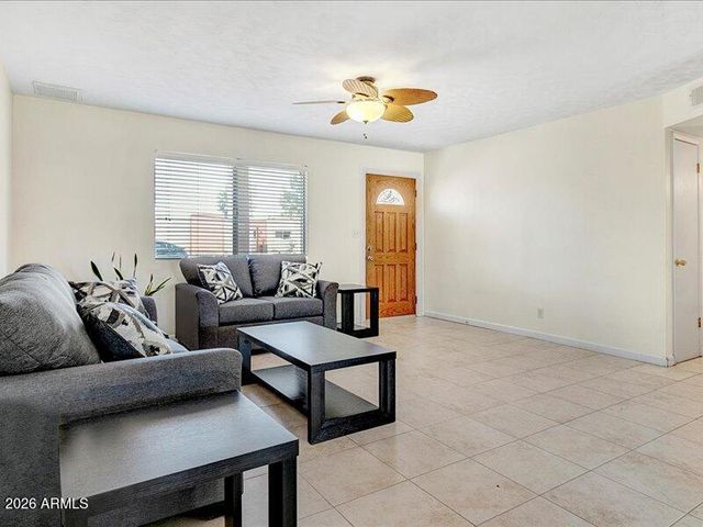8226 E Plaza Avenue, Scottsdale, AZ 85250