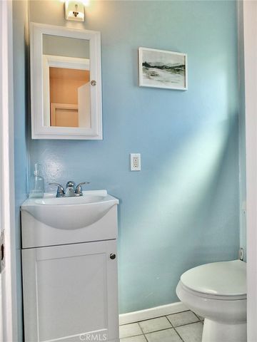 25050 Eshelman Ave, Lomita, CA 90717