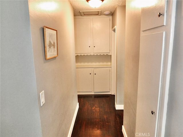 25050 Eshelman Ave, Lomita, CA 90717