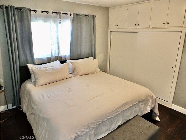 25050 Eshelman Ave, Lomita, CA 90717