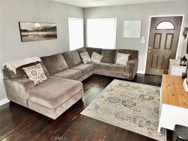 25050 Eshelman Ave, Lomita, CA 90717