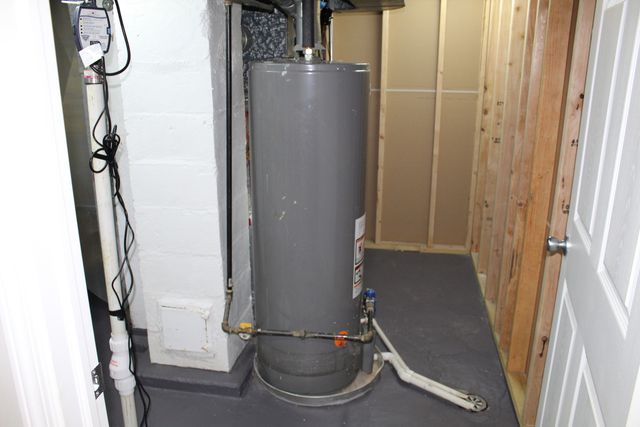 1503 Hickory Street, Waukegan, IL 60085