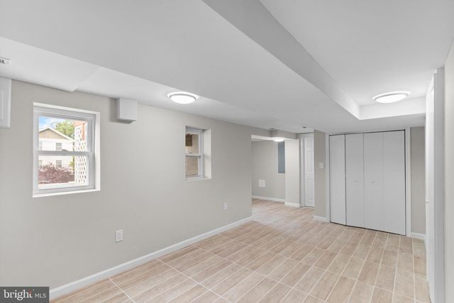 5021 A STREET, Washington, DC 20019