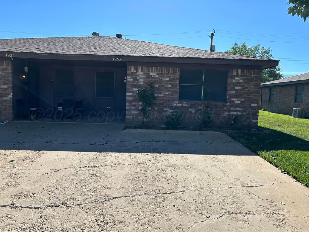 1959 HOWARD Drive, Amarillo, TX 79106