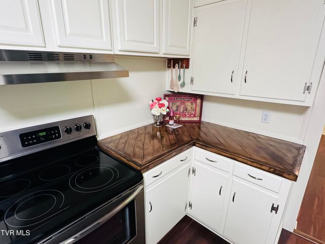 2502 Marbleton Road, Unicoi, TN 37692