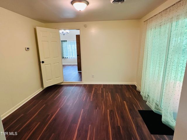2502 Marbleton Road, Unicoi, TN 37692