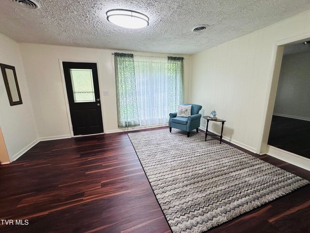 2502 Marbleton Road, Unicoi, TN 37692