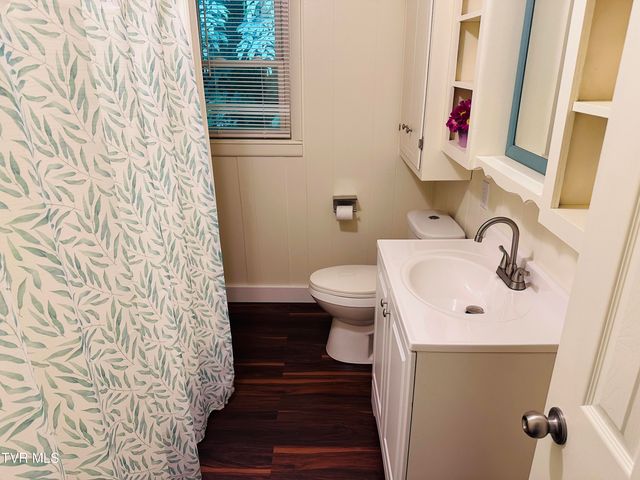2502 Marbleton Road, Unicoi, TN 37692