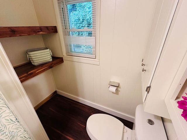 2502 Marbleton Road, Unicoi, TN 37692