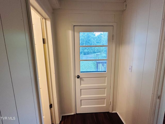 2502 Marbleton Road, Unicoi, TN 37692