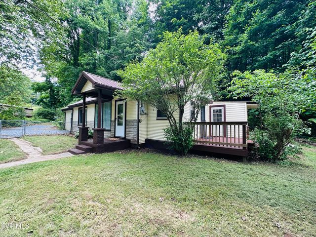 2502 Marbleton Road, Unicoi, TN 37692