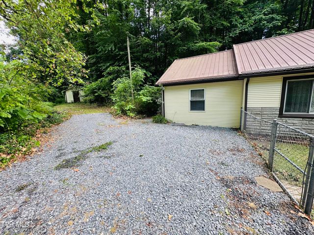 2502 Marbleton Road, Unicoi, TN 37692