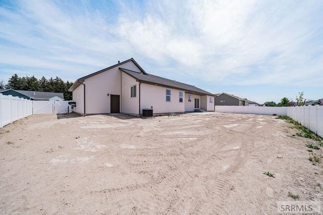 612 Boxwood Drive, Idaho Falls, ID 83402