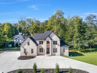 109 Oak Hill Dr, Smyrna, TN 37167