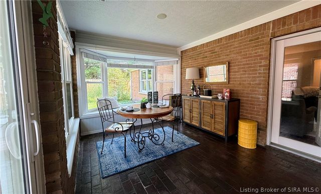 3214 Slate Creek Court, New Albany, IN 47150