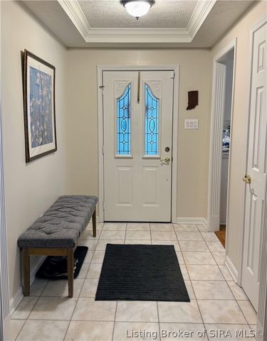 3214 Slate Creek Court, New Albany, IN 47150