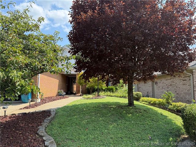 3214 Slate Creek Court, New Albany, IN 47150