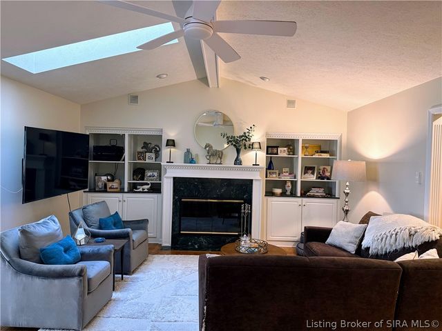 3214 Slate Creek Court, New Albany, IN 47150