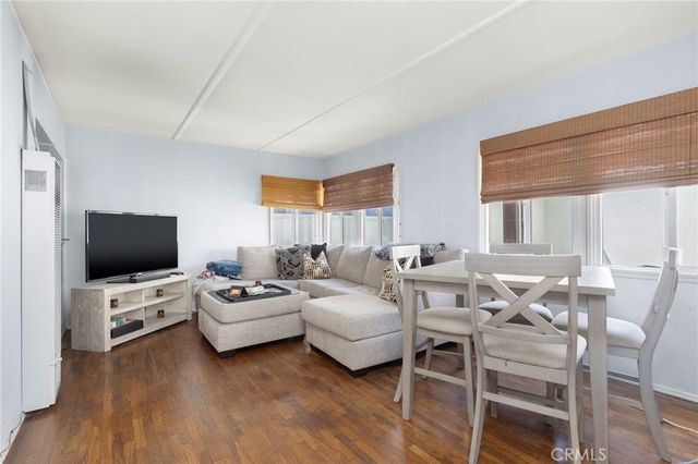 69 18th Street, Hermosa Beach, CA 90254