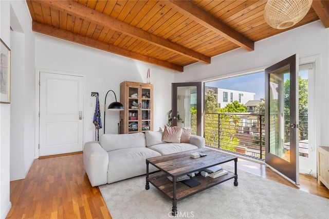 69 18th Street, Hermosa Beach, CA 90254