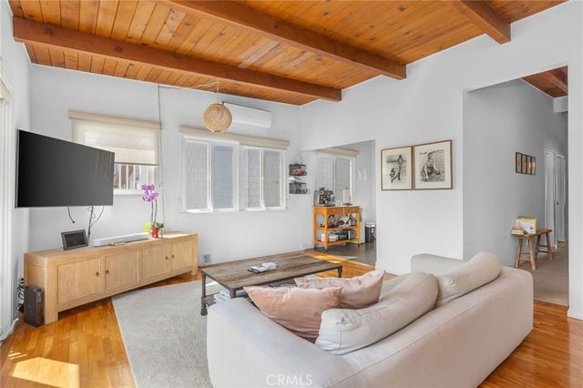 69 18th Street, Hermosa Beach, CA 90254